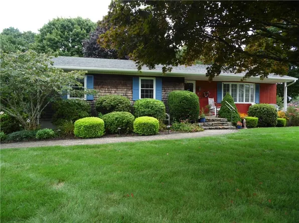 7 Painter Rd, Westerly, RI 02891