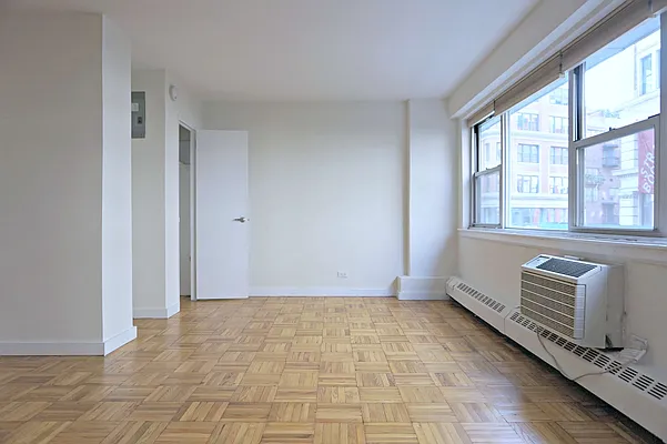 Rented by Metropolitan Equities | media 21