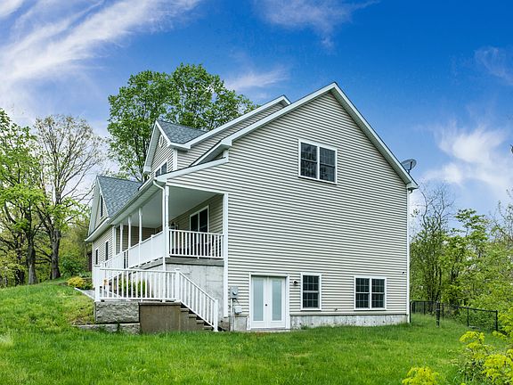 46 Bear Hill Rd Patterson, NY 12563 (04 of 25).jpg