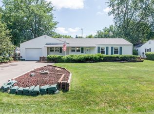 4049 Meigs Ave, Waterford, MI 48329