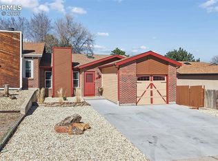 6359 Gunshot Pass Dr, Colorado Springs, CO 80917