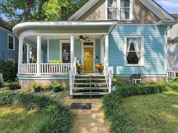3rd image of 105 Mabel Ave