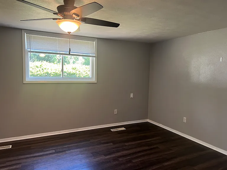 4805 Meadow Ln #B — Photo 4
