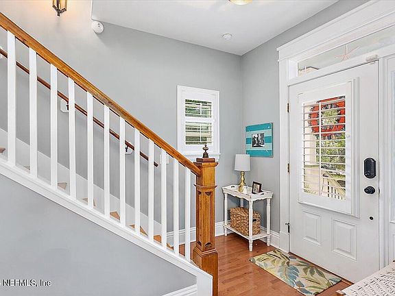 2nd image of 21 E CASANOVA Road