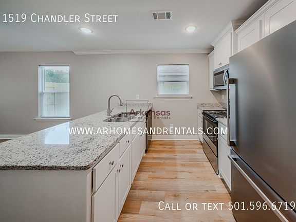 5th image of 1519 Chandler St
