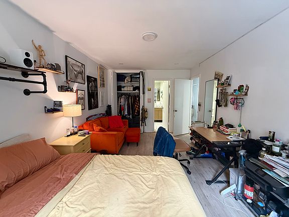3rd image of 398 Lexington Ave #3A