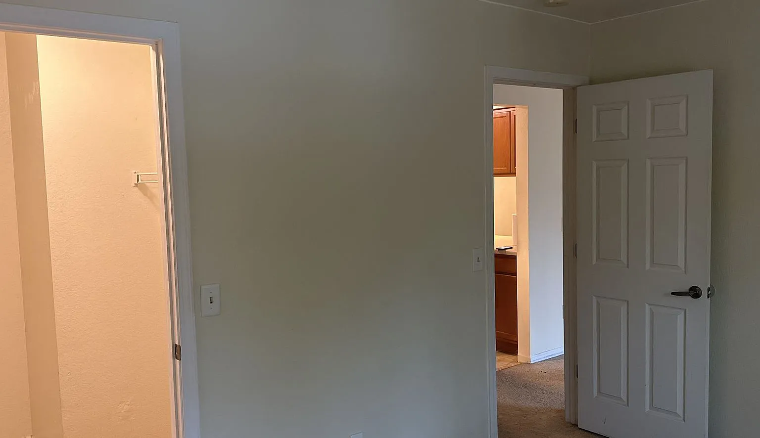 Hidden Glen Apartments — Photo 2