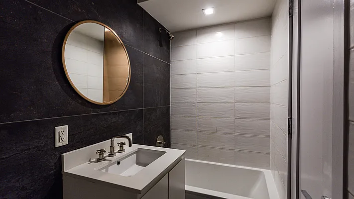 Rented by Nooklyn NYC LLC | media 25