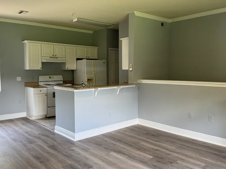 234 Southern Pecan Cir #202 — Photo 5