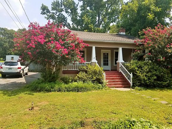 3rd image of 3008 Forestdale Ave
