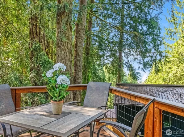 12 Swallow Circle, Bellingham, WA 98229