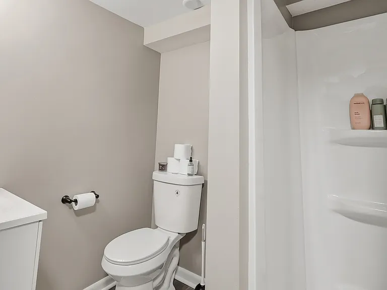 5809 Xerxes Ave S — Photo 22