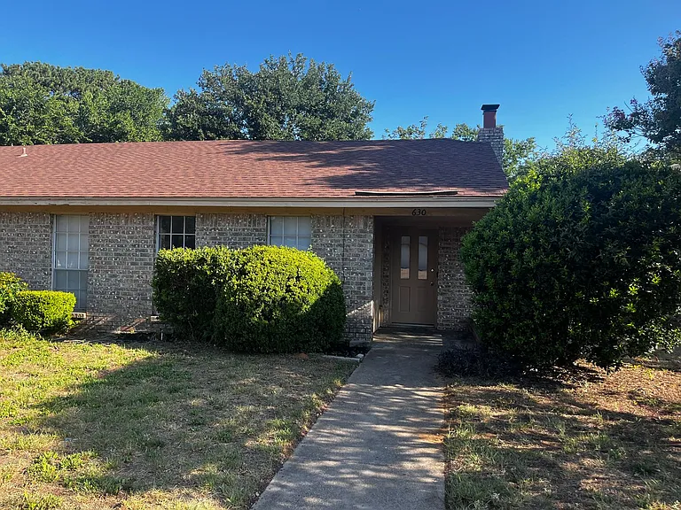 630 Overlook Ct — Photo 1