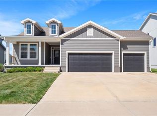 1530 SW Arbor Park Dr, Lees Summit, MO 64082