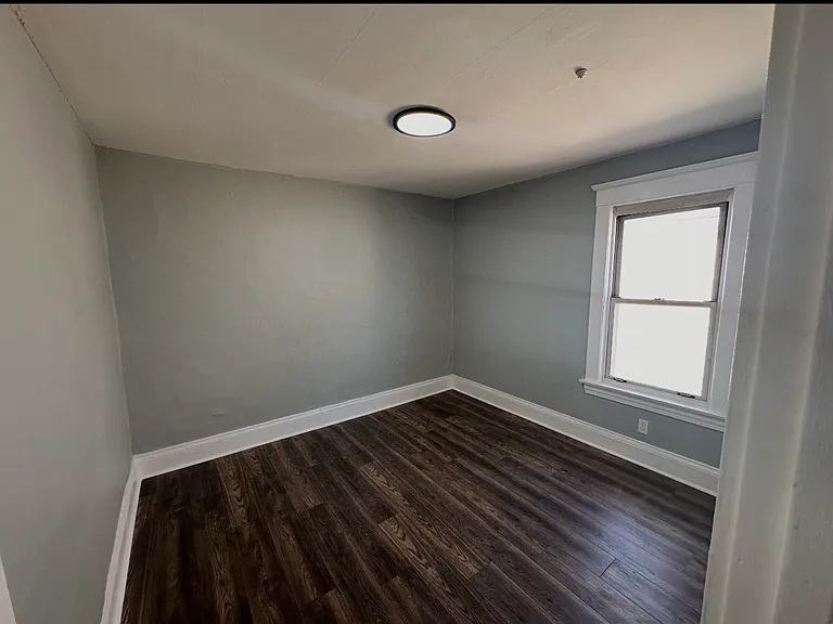 7705 Sagamore Ave #UP — Photo 7