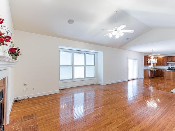 5th image of 7720 Plantation Dr
