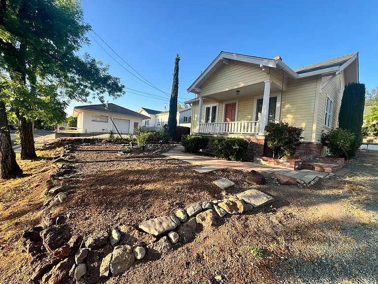 314 S Arroyo Seco St — Photo 15