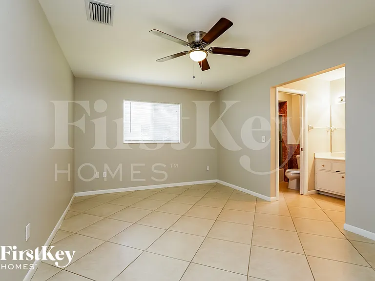 8441 Bahamas Rd — Photo 12