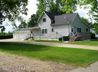 337 Aurora Ave, Lowry, MN 56349