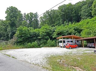 Aquone Rd, Aquone, NC 28901