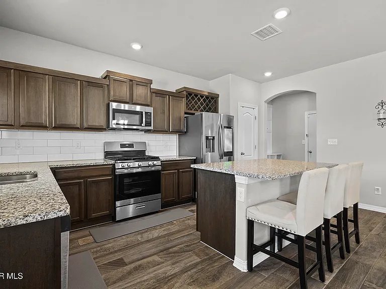 12245 Desert Pine Ave — Photo 27