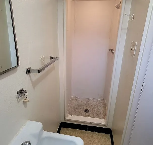 819 N Nevada Ave — Photo 9
