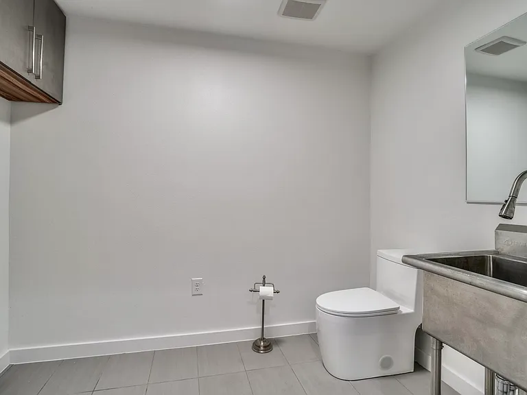 1408 S Alamo Rd — Photo 6