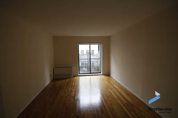 Rented by FirstService Realty (legacy) | media 21