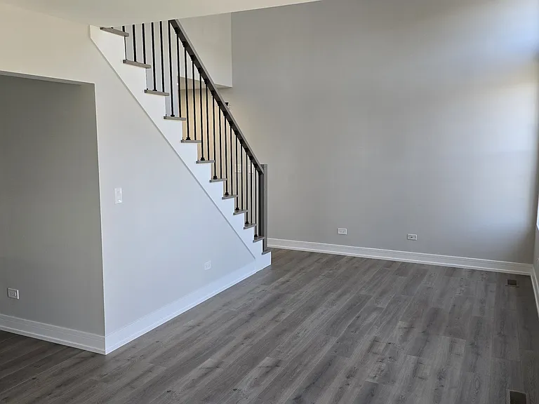 1934 Town Dr — Photo 17