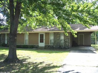 4 Aloha Cir, North Little Rock, AR 72120