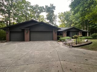 28724 E 850 North Rd, Ellsworth, IL 61737