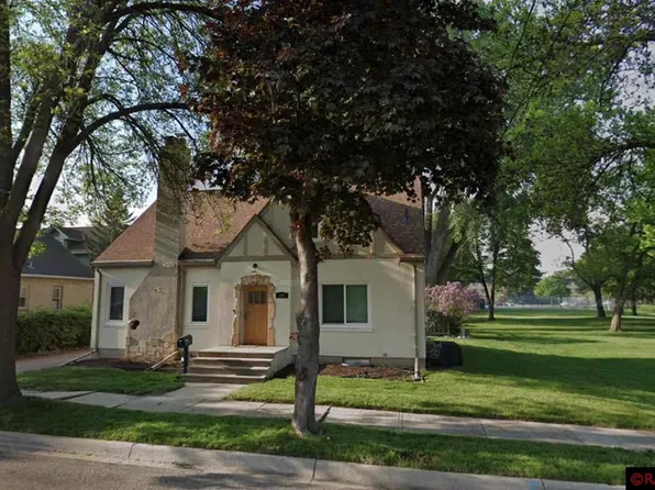 307 Garfield Ave, North Mankato, MN 56003