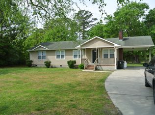 2516 E Forest Dr, Newport, NC 28570