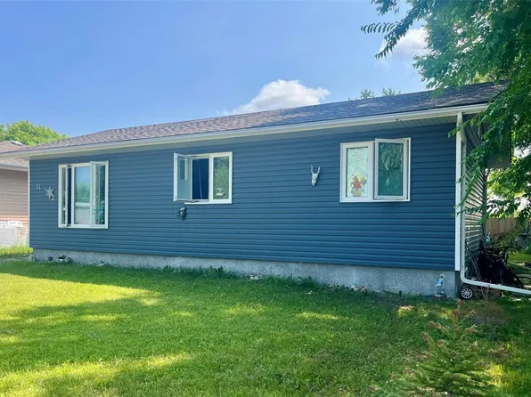 14 Cambrai Ave, West Interlake, MB R0C 0W0