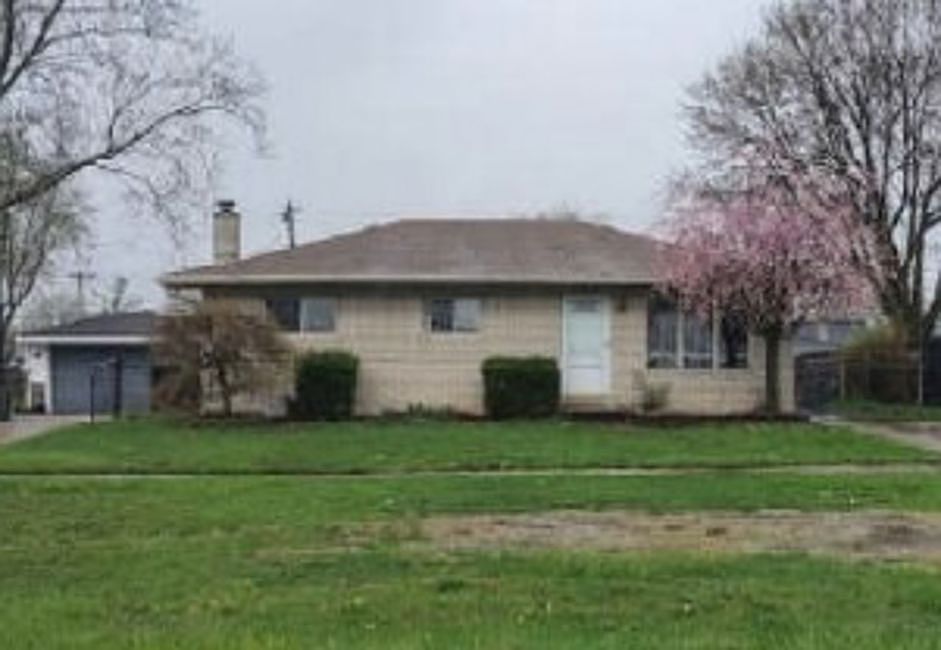 1st image of 35247 Kelly Rd