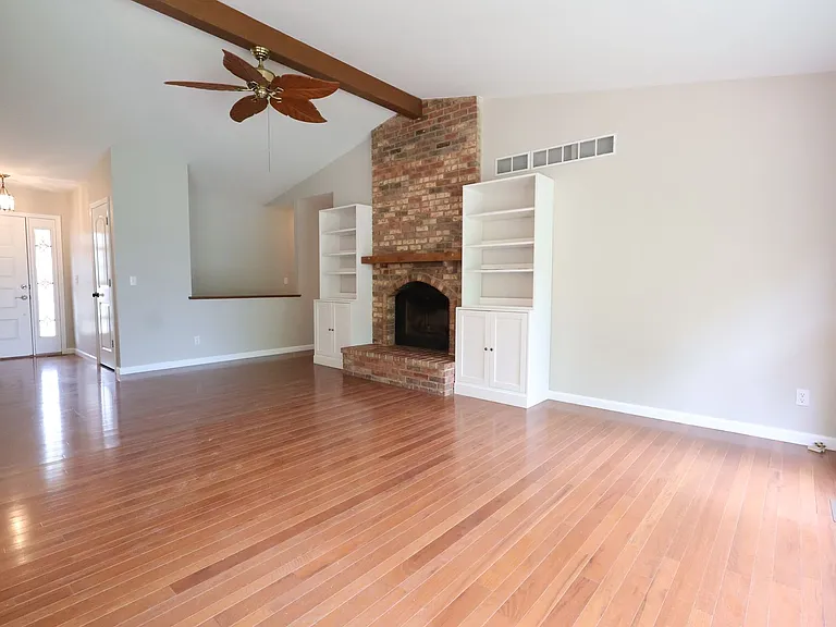 622 Rustic Valley Dr — Photo 7