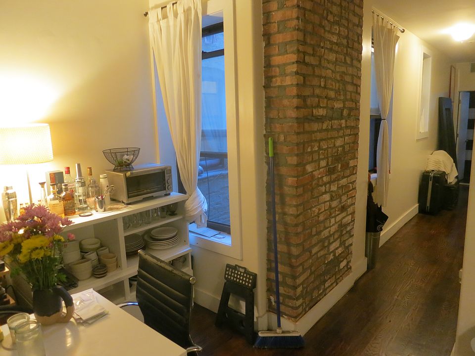 1st image of 437 Bleecker St APT 3L