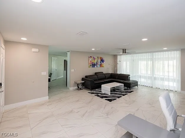 129 SW 54th Ter — Photo 24