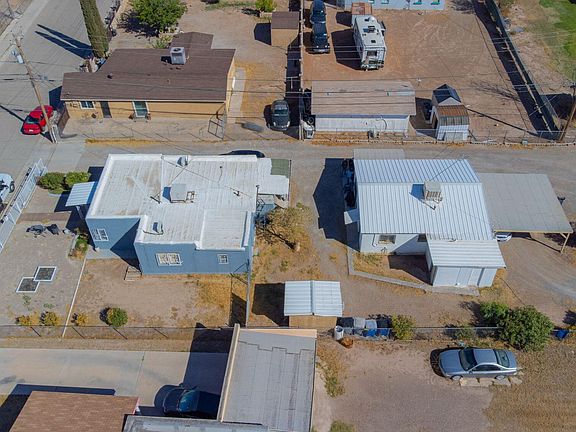 2nd image of 7672 Garden Pl
