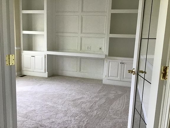 3rd image of 5170 Old Field Ct