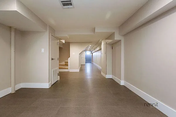 Rented by Rennit Inc. | media 16