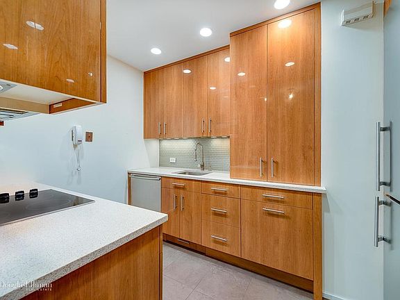 5th image of 641 5th Ave #23B