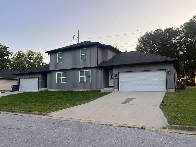 989 S Elder Ave — Photo 1