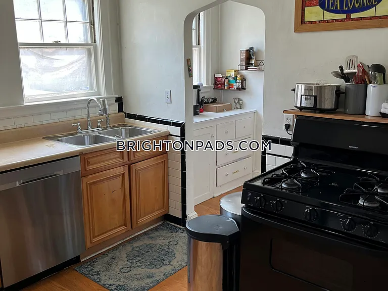 41 Hatherly Rd #1 — Photo 11