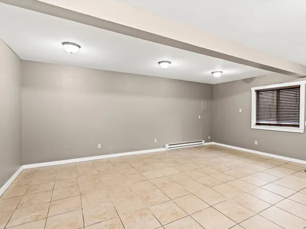 2 bed 1 Bath Burien House with in unit laundry, 16247 Des Moines Memorial Dr S, Seattle, WA 98148