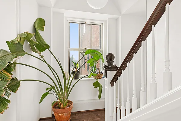 Rented by Corcoran | media 28