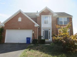 12427 Beachley Dr, Hagerstown, MD 21740