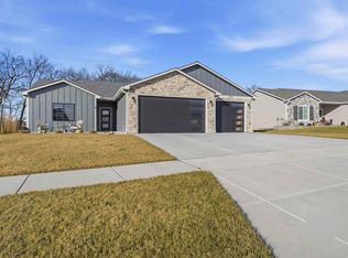 4732 Raven Creek Dr, Manhattan, KS 66502