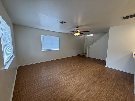 3rd image of 127 Cedargrove