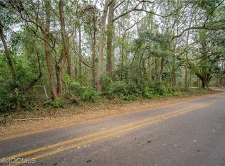 0 Middle St, Robertsdale, AL 36532